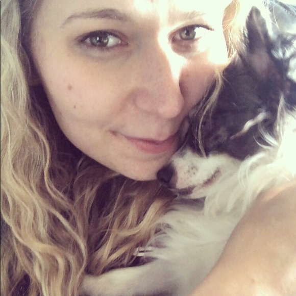 Meet your Posher, Kyrsten - Picture 4 of 5